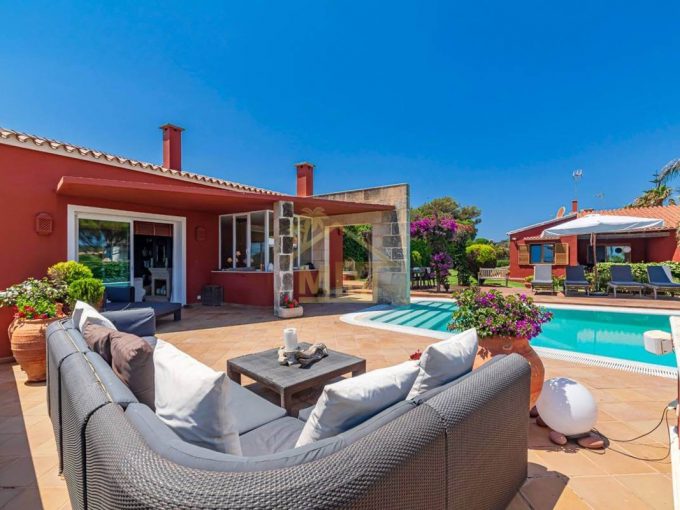 Villa for sale in Punta Prima Menorca