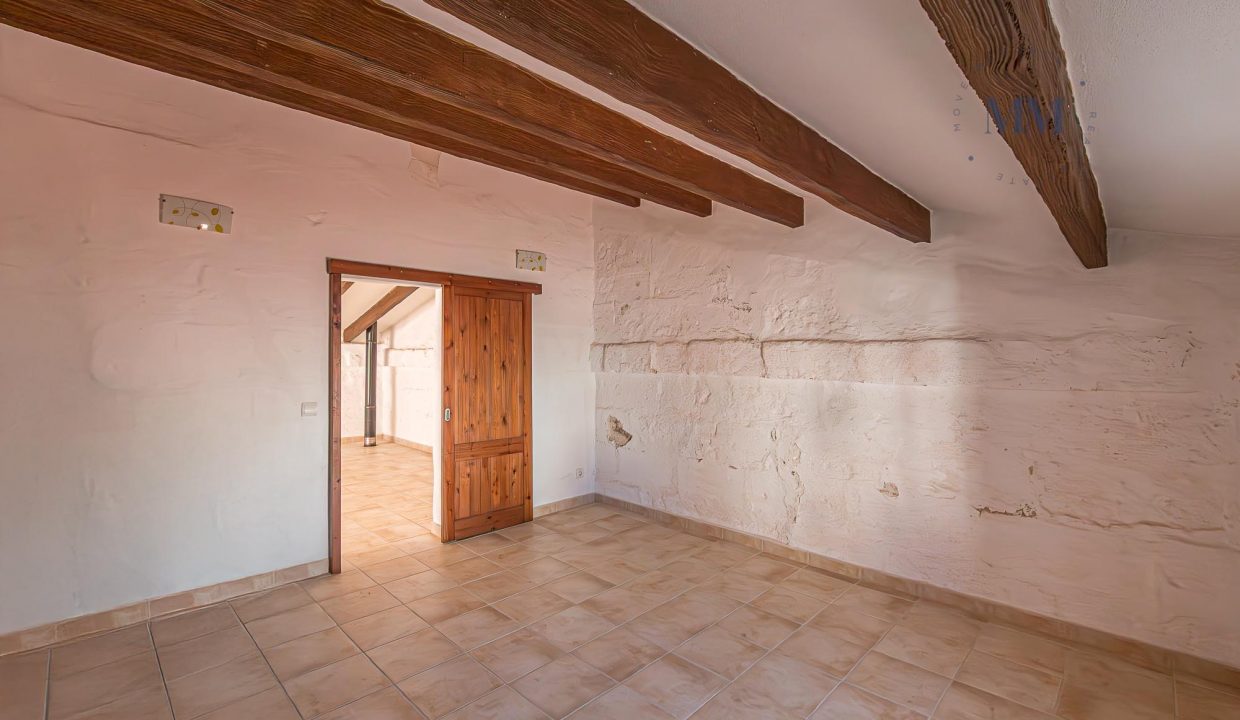 CASA EN ES CASTELL 041