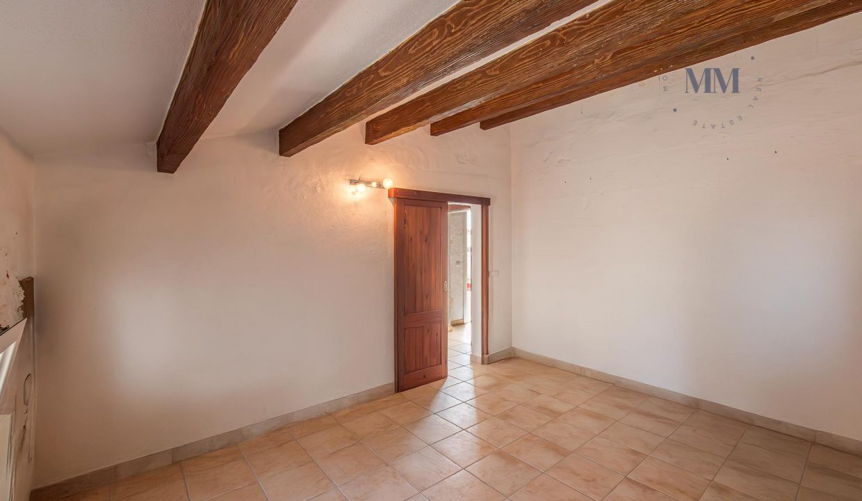 CASA EN ES CASTELL 042