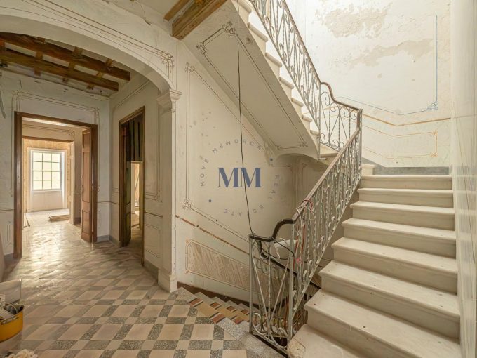 Town house for sale in Mahón menorca