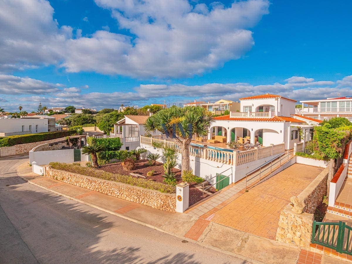 Villa for sale in Cala Llonga, Mahón, Menorca